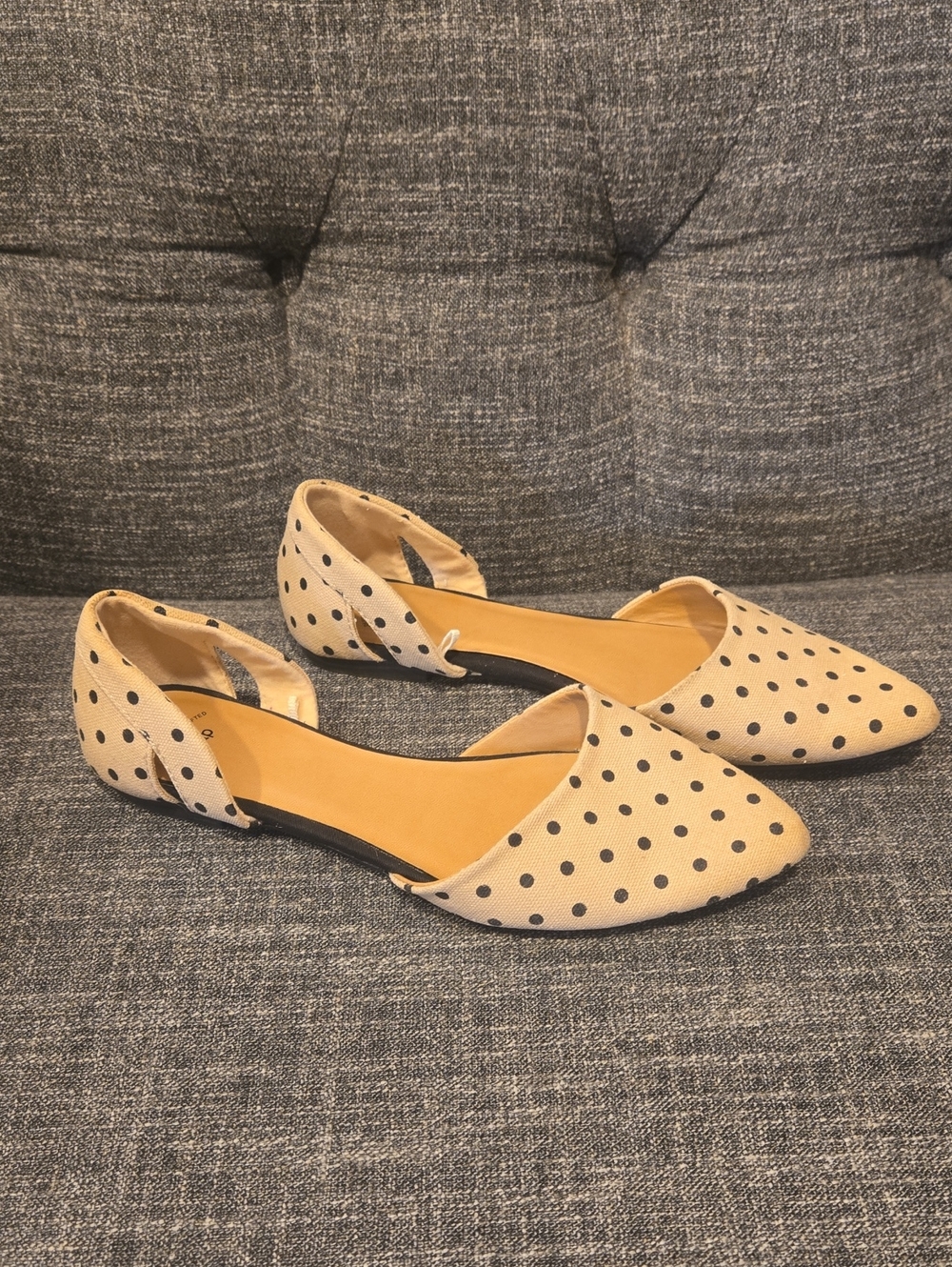 Gap Women's Beige Polka Dot  Flats